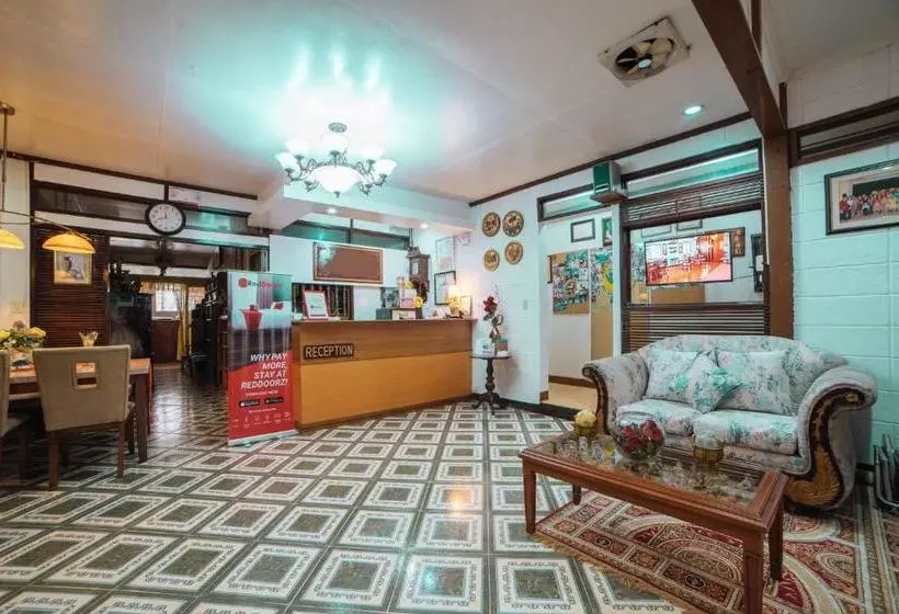ホテル Reddoorz At La Casa Guesthouse Former Reddoorz At Tamarind Street Angeles City