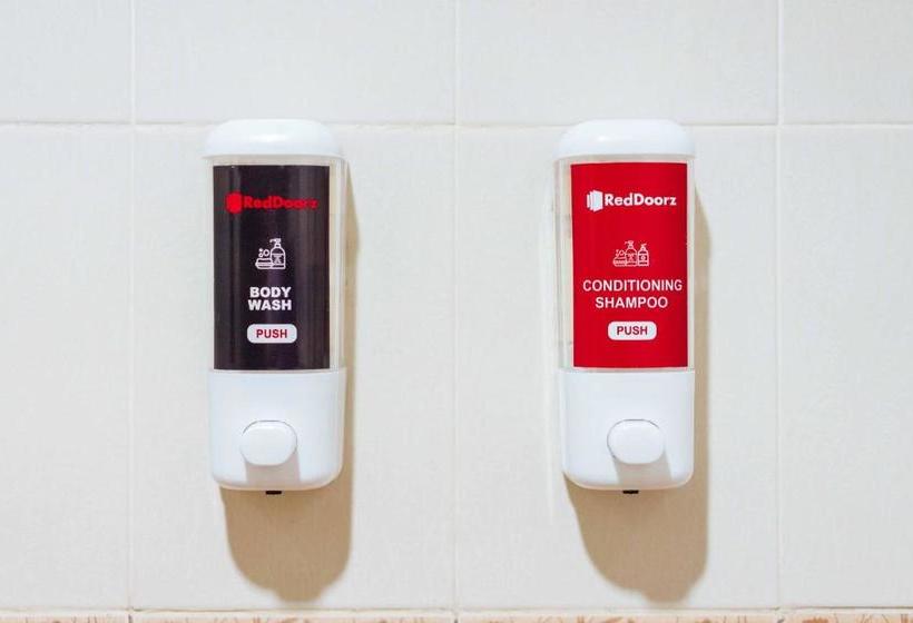 酒店 Reddoorz At La Casa Guesthouse Former Reddoorz At Tamarind Street Angeles City