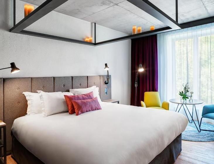 בית מלון כפרי The Bridge Wroclaw  Mgallery