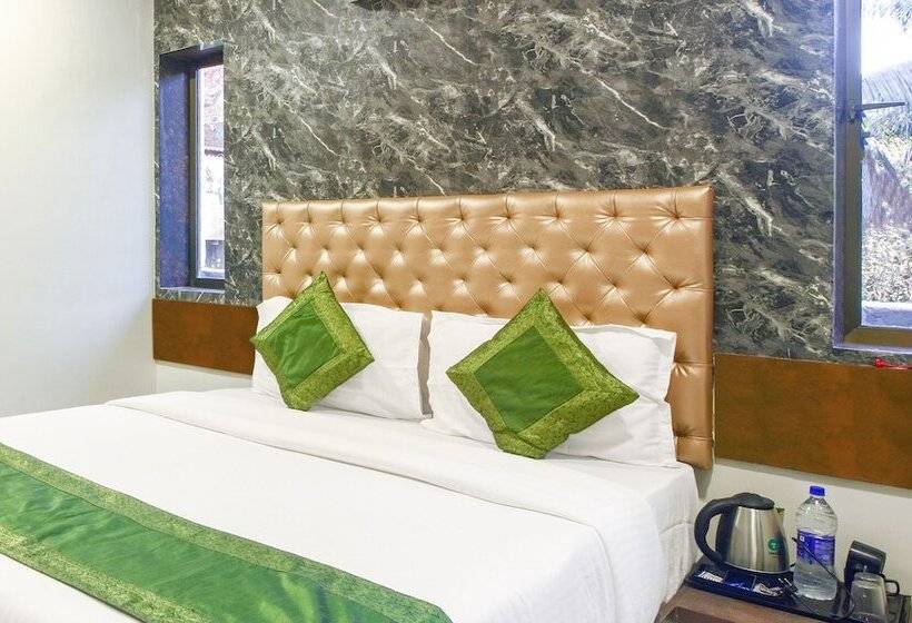 בית מלון כפרי Treebo Blue Moon Powai