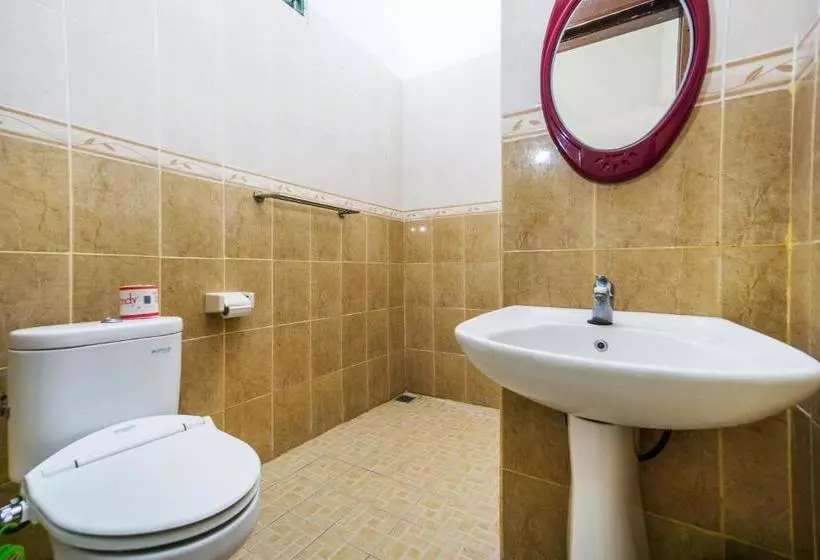 پانسیون Arya Inn Enny Salon And Spa