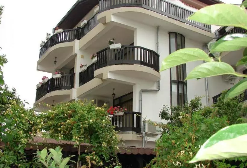 پانسیون Guest House Starata Kushta