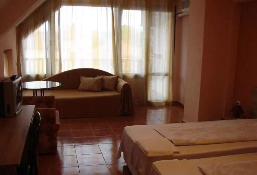 پانسیون Guest House Starata Kushta