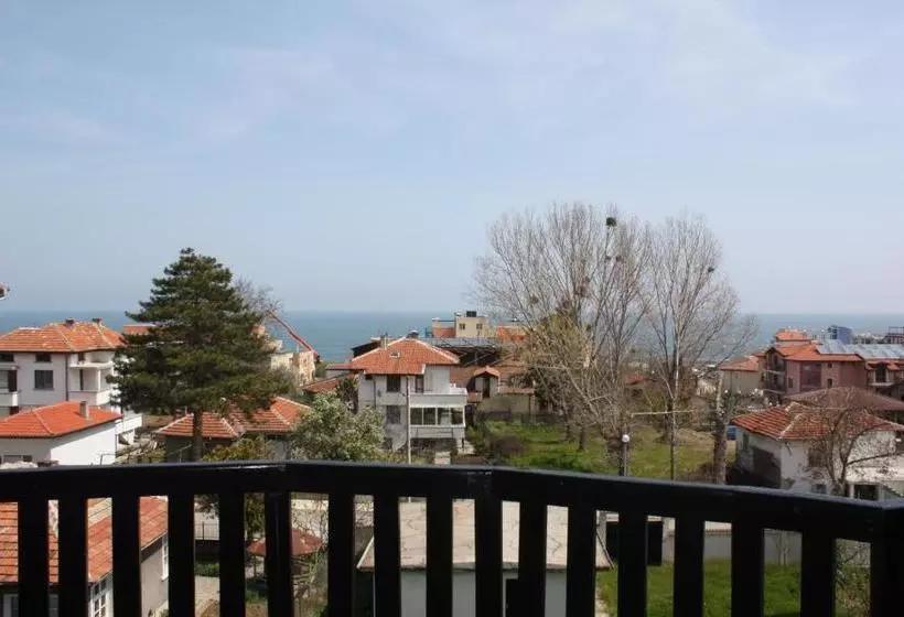 پانسیون Guest House Starata Kushta