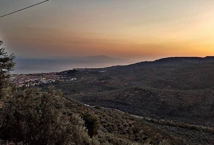 Pensione Zeushan Kucuk Otel