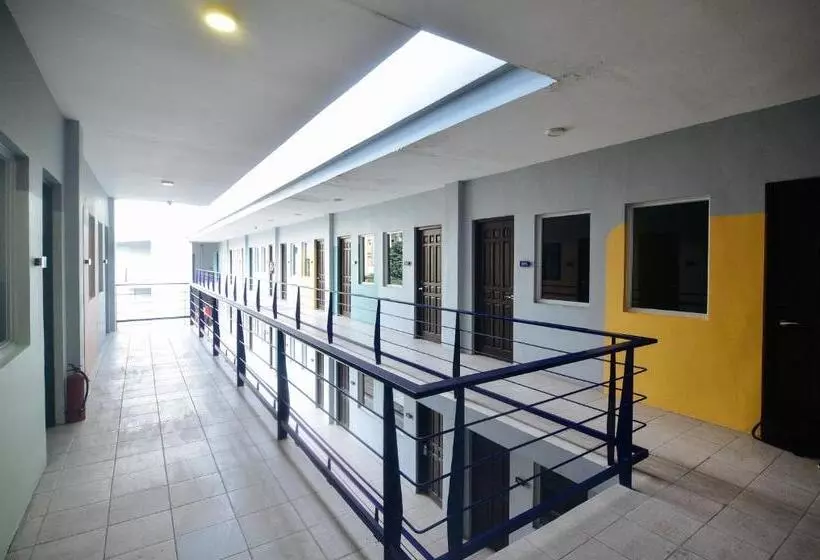 Sans Hotel At Rana Cebu