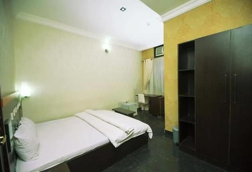 Grace Manor Hotels And Suites