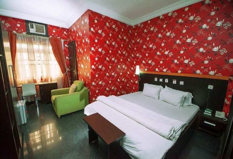 Grace Manor Hotels And Suites