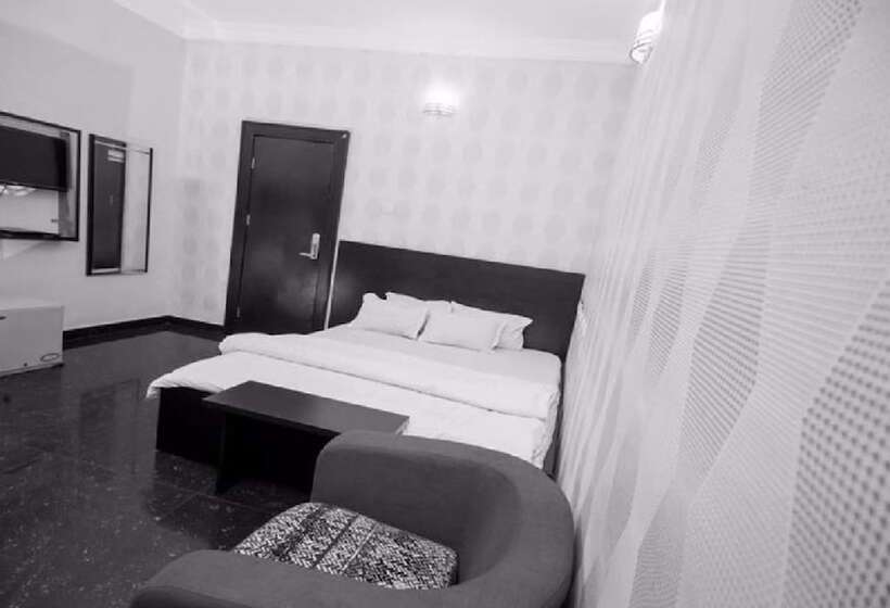 Grace Manor Hotels And Suites