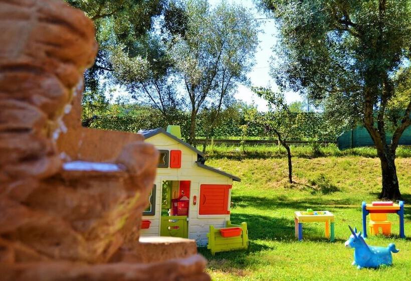 Green Park Hotel & Residence