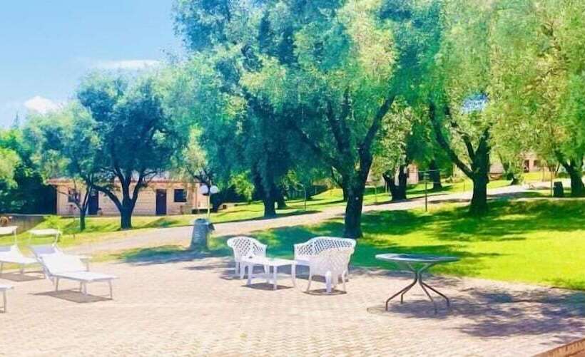 Green Park Hotel & Residence