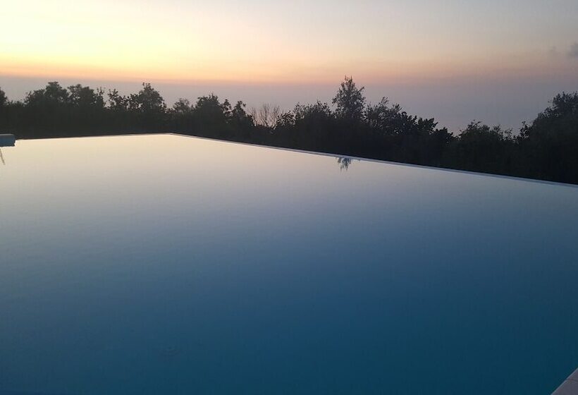 Green Park Hotel & Residence