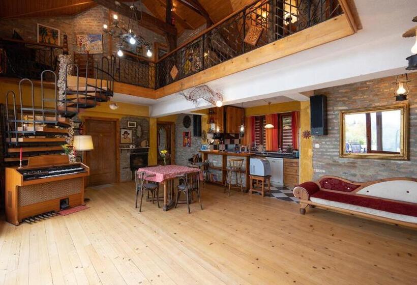 פונדק Casa De Artes