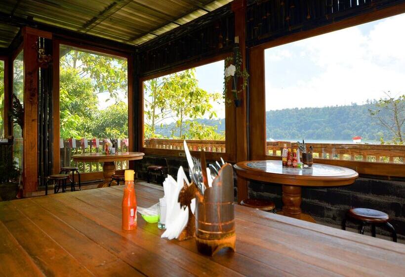 여관 Dajan Buyan Homestay