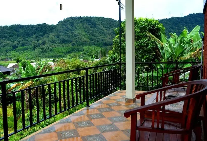 簡易ホテル Dajan Buyan Homestay