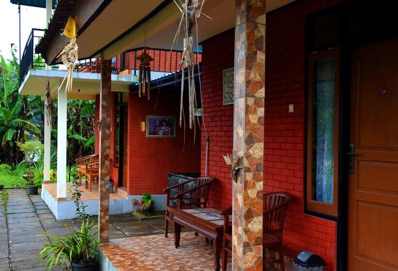 여관 Dajan Buyan Homestay