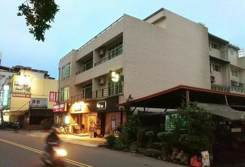 مسافرخانه Gomysu B&b