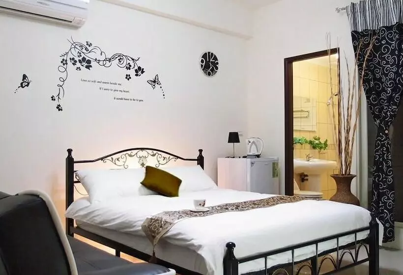 مسافرخانه Gomysu B&b