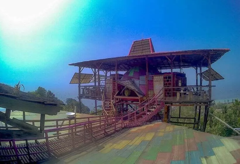 Hostal Karang Aji Beach Villa