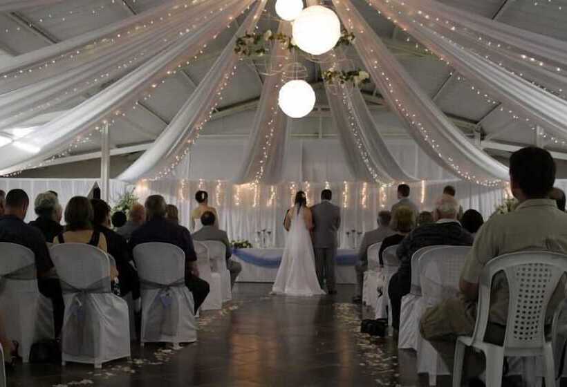 פונדק Roydon Private Game Reserve