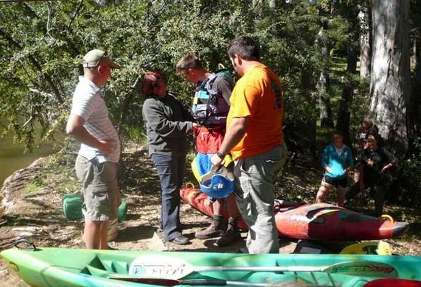 פונדק Roydon Private Game Reserve