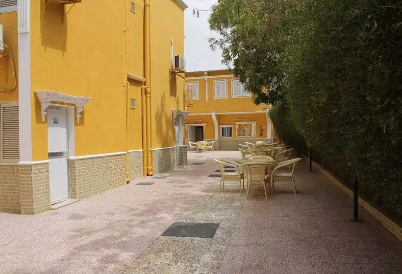 هتل Auberge Le Héron