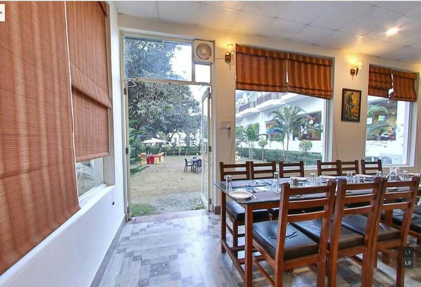 هتل Condominium Hospitality