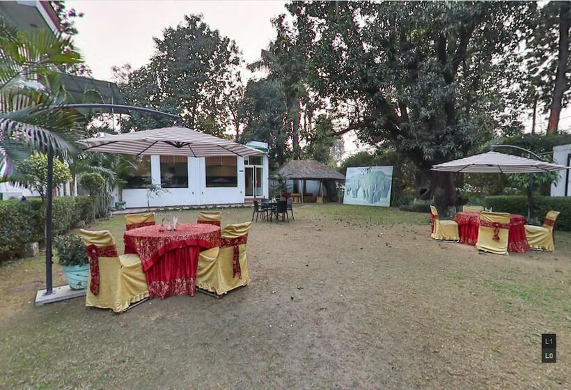 هتل Condominium Hospitality