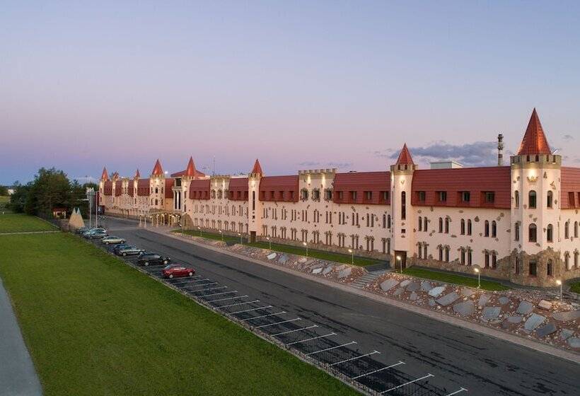 Отель Fort Kolesnik