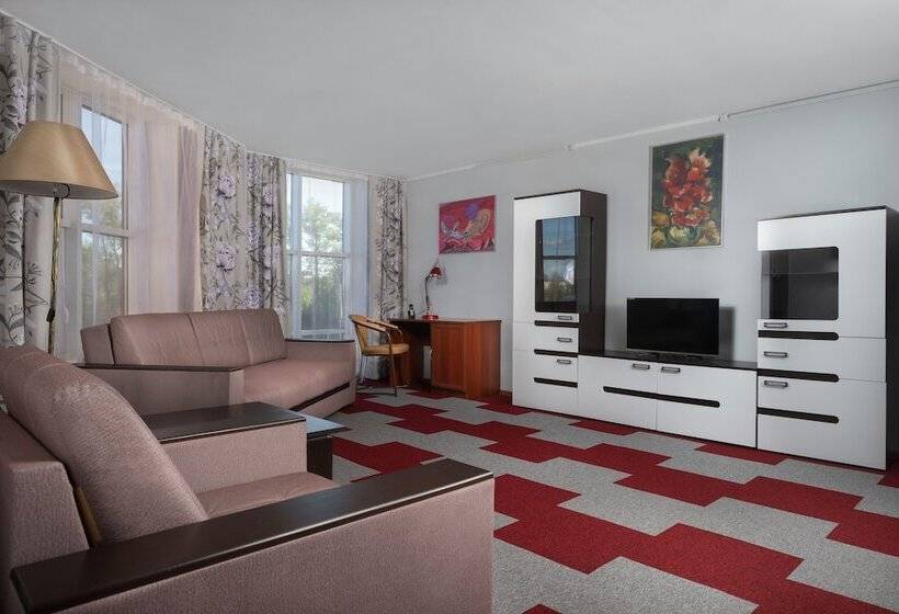 Отель Fort Kolesnik