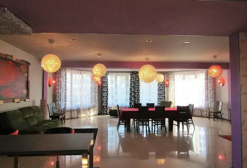 ホテル Fort Kolesnik