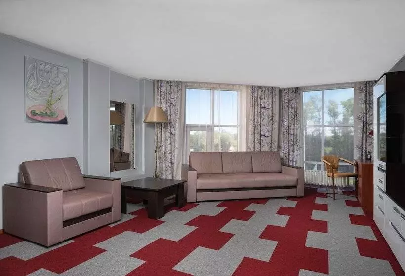 ホテル Fort Kolesnik