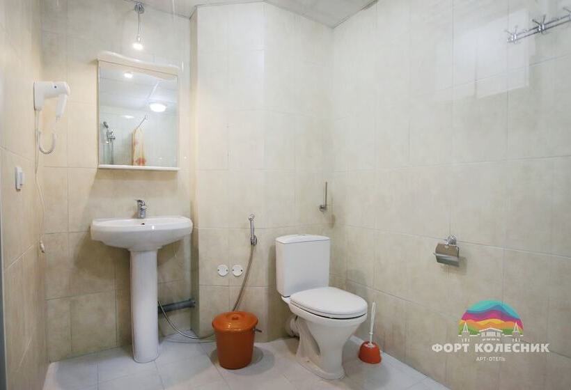 Отель Fort Kolesnik