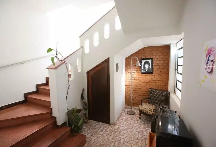 Hotelli Hostel House 2741