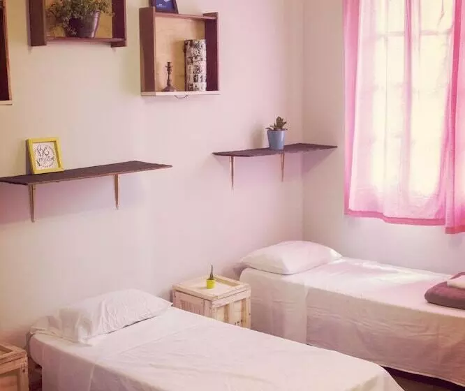 Hotelli Hostel House 2741