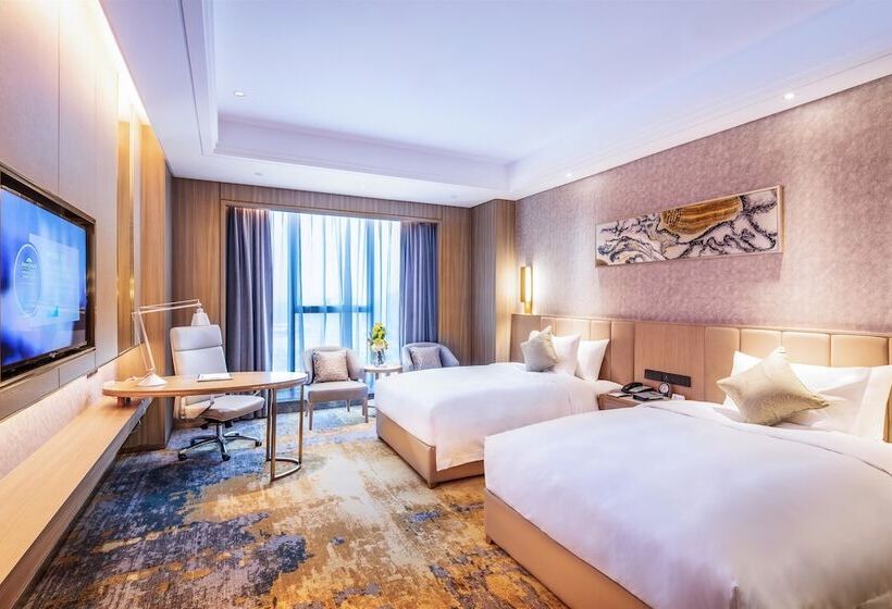 호텔 Howard Johnson New District Plaza Ziyang