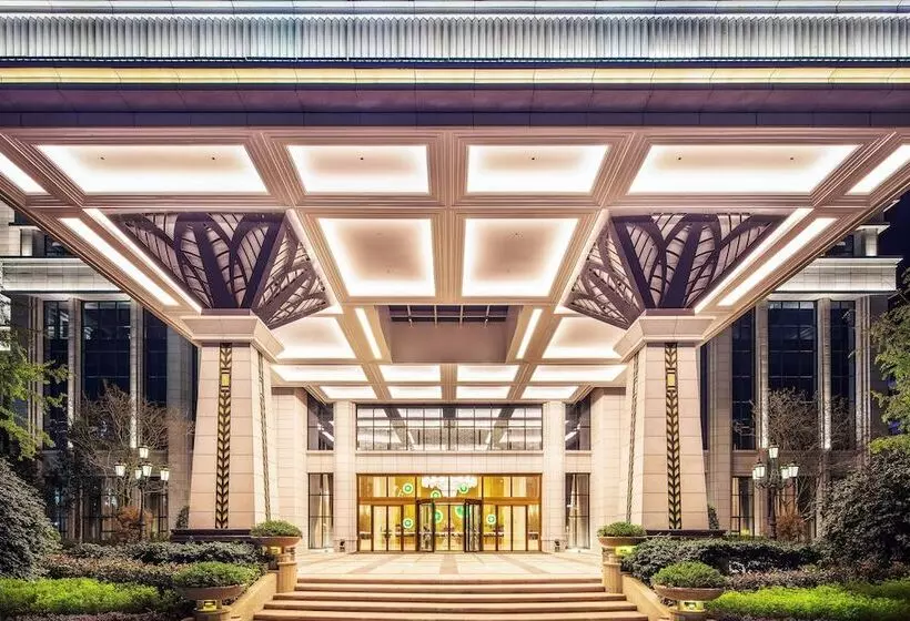 Hotelli Howard Johnson New District Plaza Ziyang