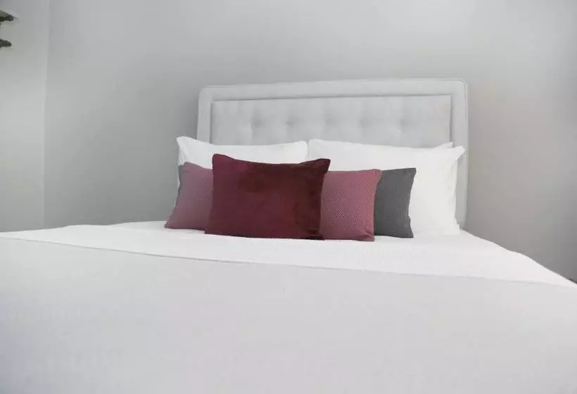 ホテル Huma Suites