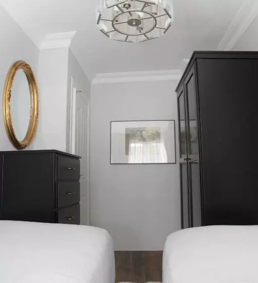 ホテル Huma Suites