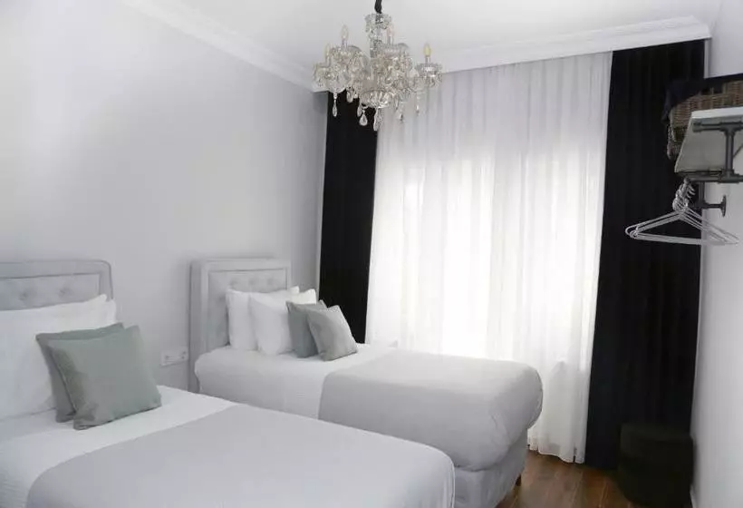 ホテル Huma Suites