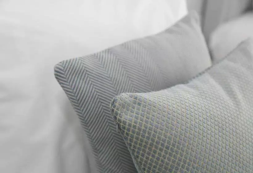 ホテル Huma Suites