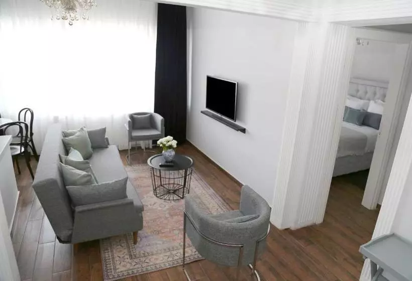 ホテル Huma Suites