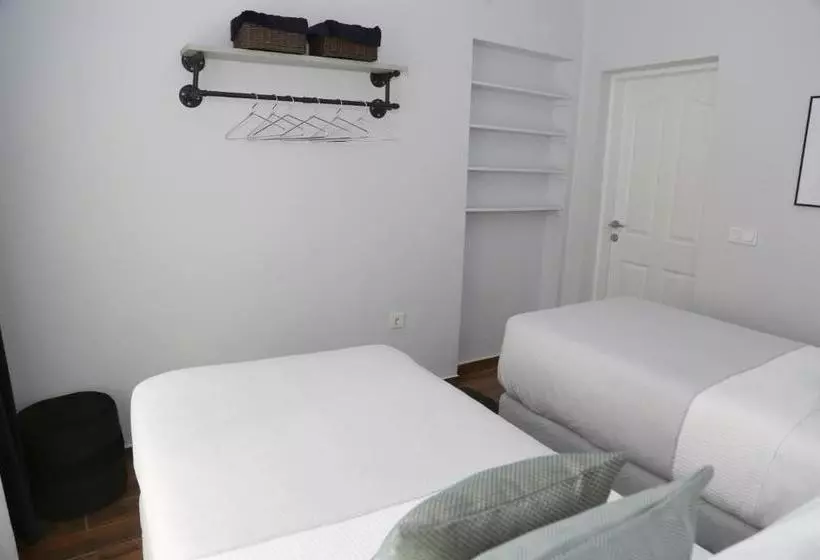 ホテル Huma Suites