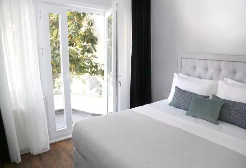 ホテル Huma Suites