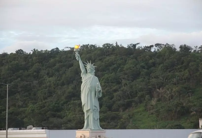 ホテル Ibis Budget Parauapebas