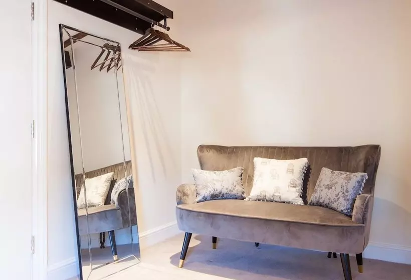 ホテル The Powell  Birchington