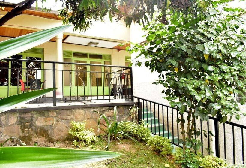 هتل Zebra Boutique