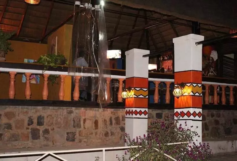 هتل Zebra Boutique