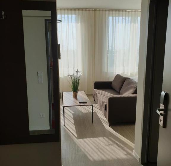 Motel Plus Schönefeld