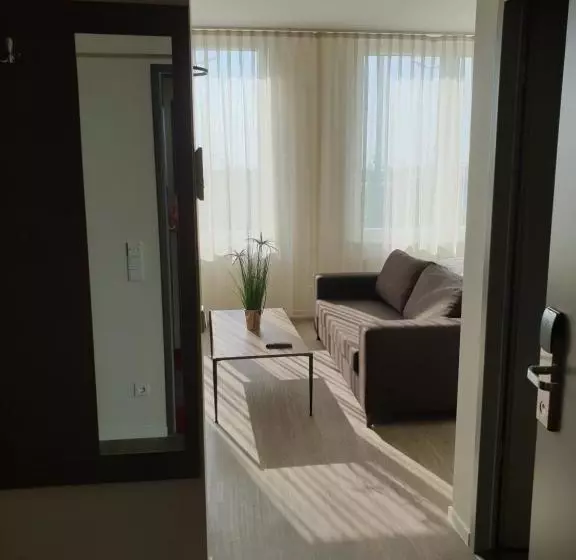 Motel Plus Schönefeld